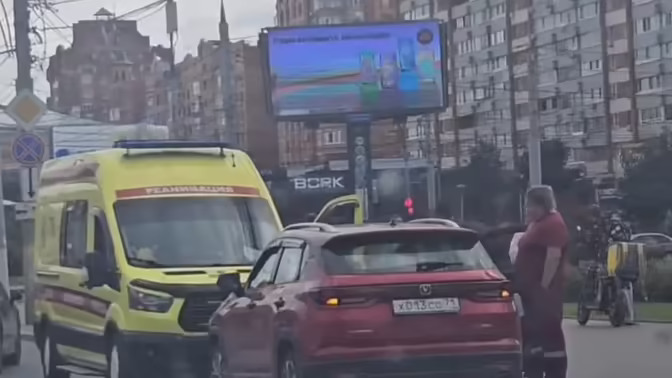 В Туле водителю стало плохо за рулём на Советской