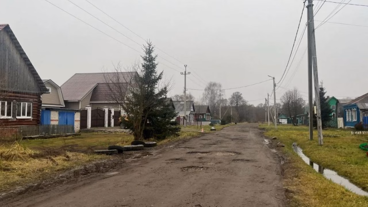 На разбитых дорогах Судогды появился новый асфальт