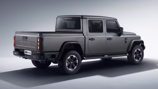 Похож на Defender: в Россию привезли первый пикап BAW 212 P01