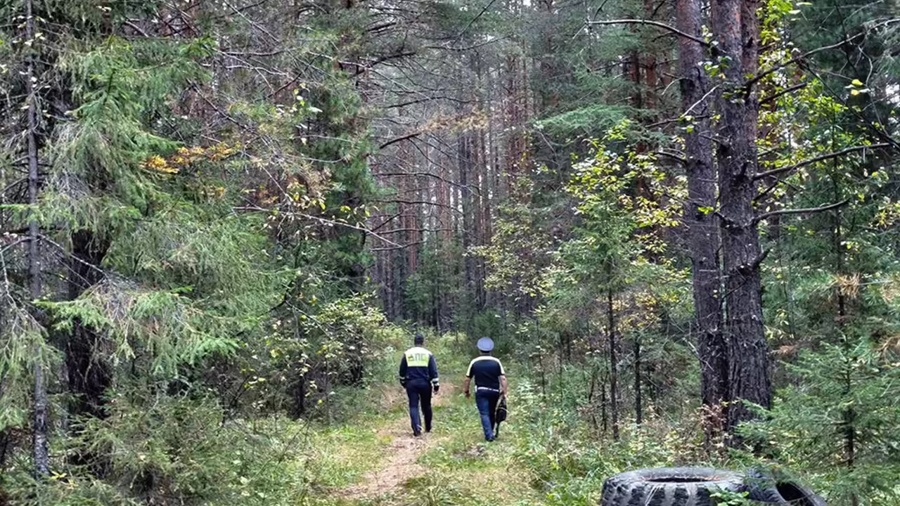 В Ивделе река Сосьва унесла автомобиль, погиб житель Краснотурьинска