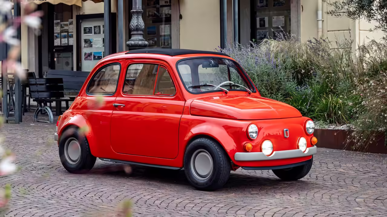 Fiat 500 после 25 лет в сарае превратили в рестомод Scattante