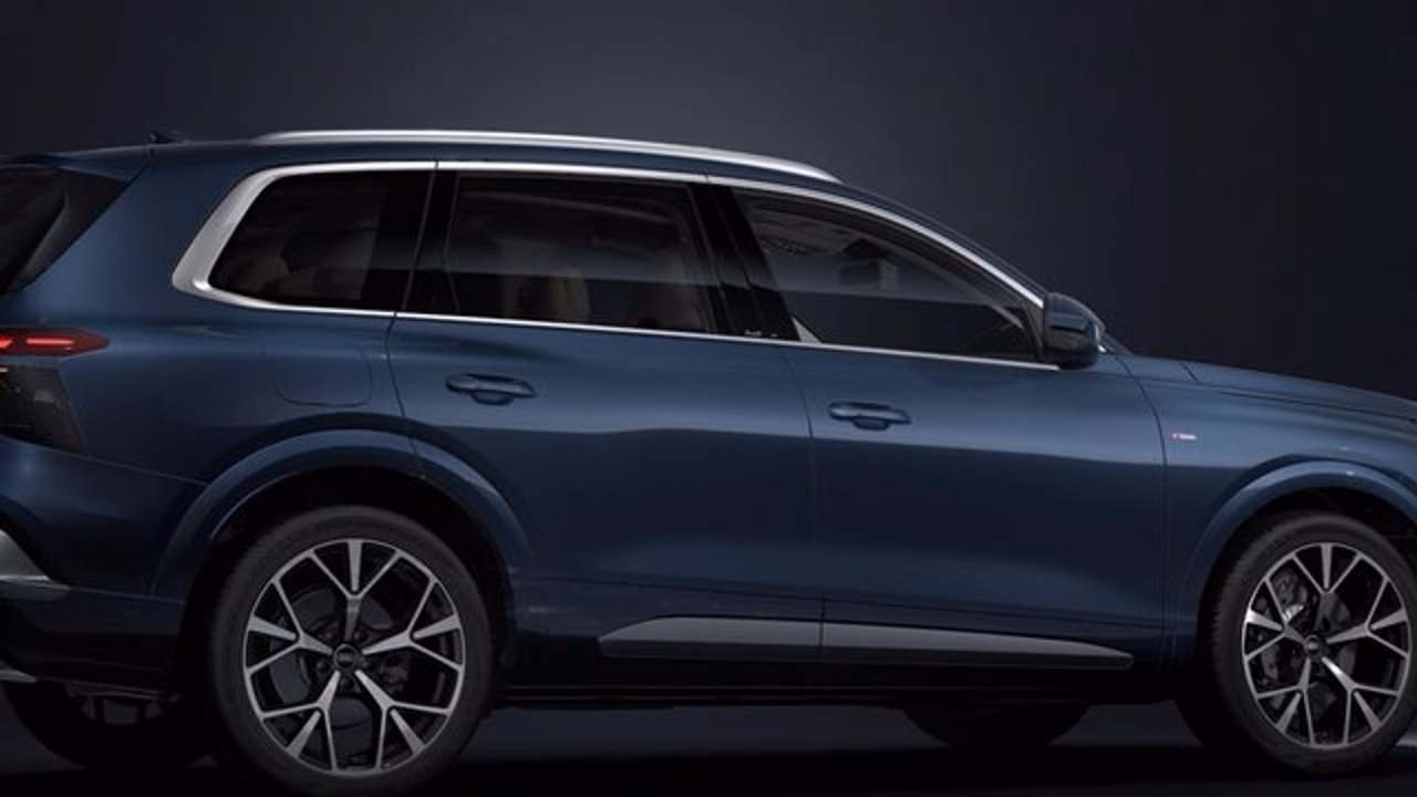 Новый Audi Q7 появится в России в конце года