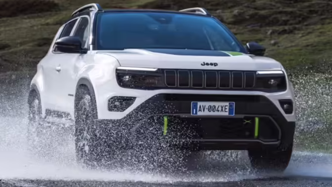 Американец в России: в РФ начались продажи кроссовера Jeep Avenger