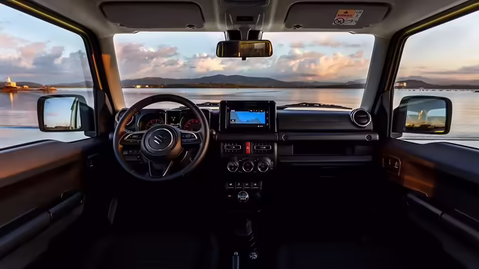 Suzuki Jimny появился на российском рынке по цене от 1,66 млн рублей
