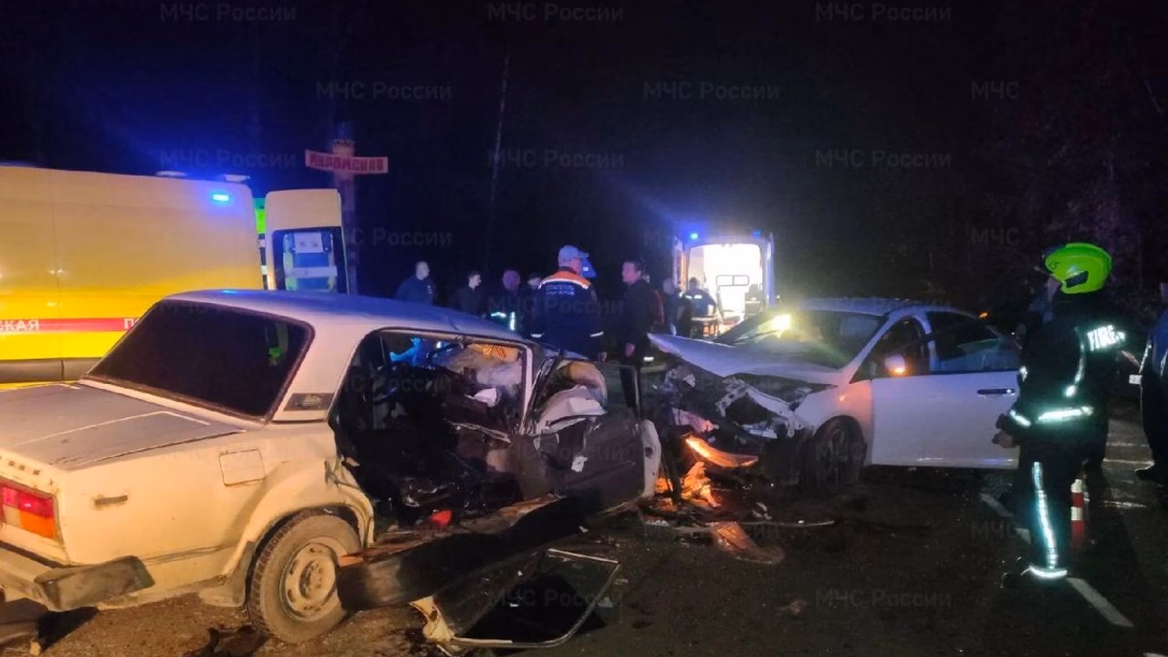 В Муроме вечером столкнулись две легковушки