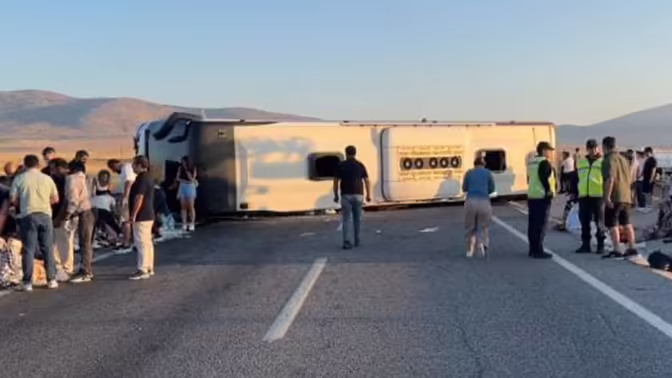 TRT Haber: более 30 человек пострадали в ДТП с автобусом в Турции