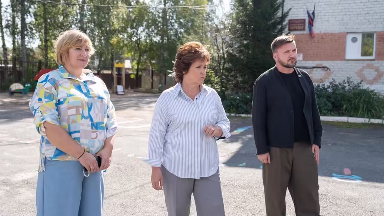 Депутаты Тюменской гордумы проверили, как ремонтируют дороги и детсад