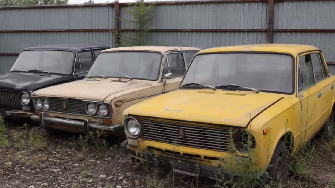 В Мазановском округе три брошенных ВАЗа забрали в доход государства