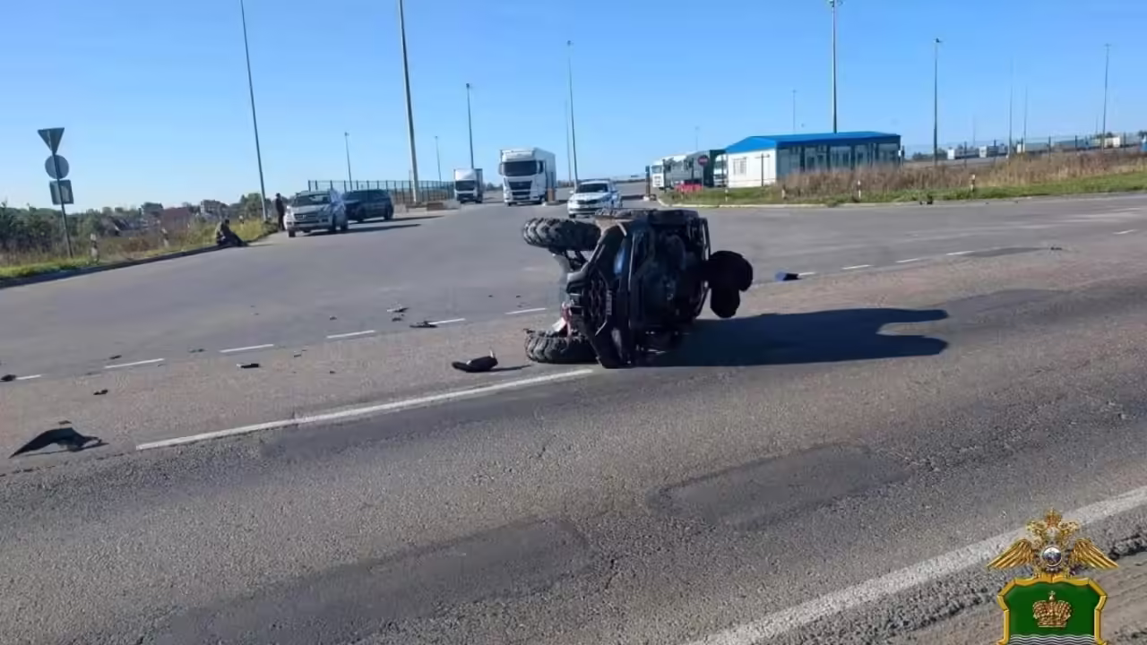 В Боровском округе снегоболотоход столкнулся с Volkswagen