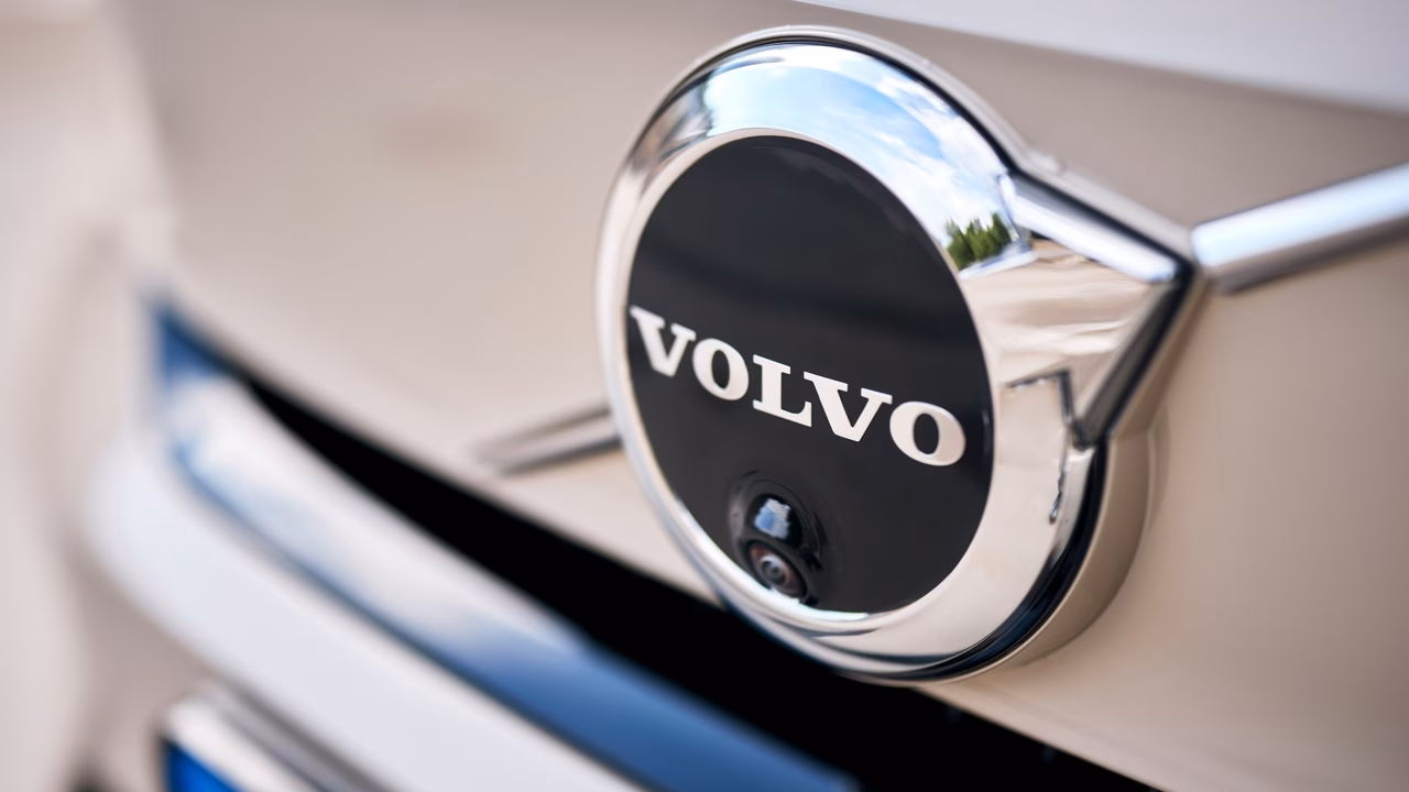 Volvo представит 13 новых моделей до конца 2030 года и вернёт кнопки