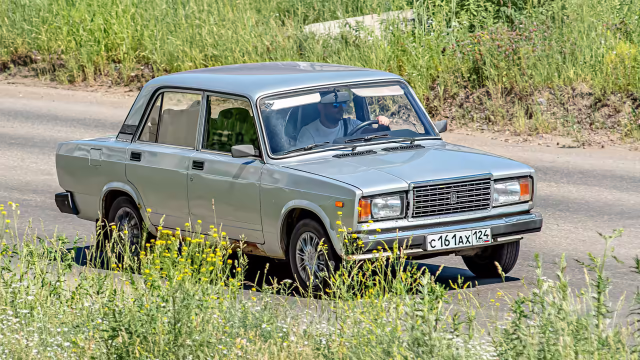 Какие б/у автомобили чаще всего покупали россияне в августе: топ-10 моделей