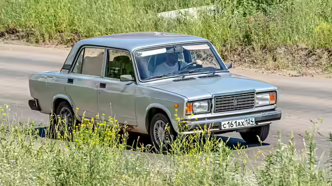 Какие б/у автомобили чаще всего покупали россияне в августе: топ-10 моделей