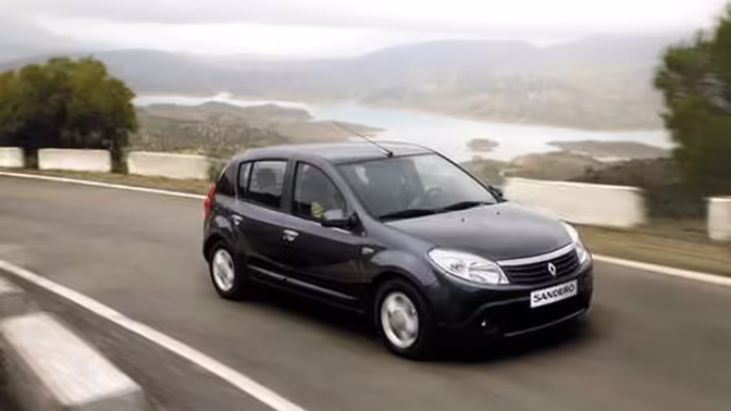Автоэксперт Зиновьев раскритиковал Renault Sandero за коррозию кузова и течи масла