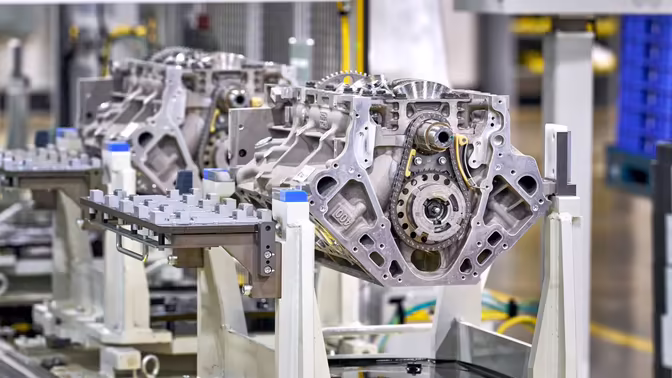 GM обнародовала характеристики двигателей V8 нового поколения для больших пикапов