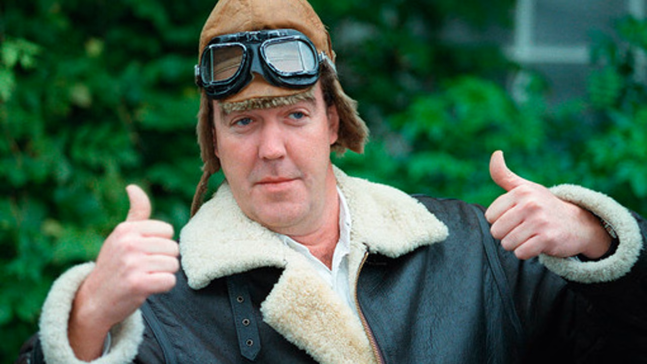 Экс-ведущий Top Gear Джереми Кларксон пустит с молотка коллекцию своих автомобилей