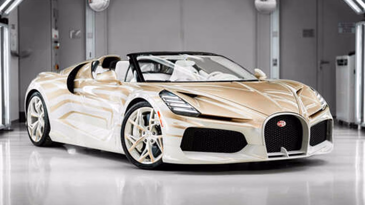 В России впервые с 2013 года на учет в ГИБДД встал новый суперкар Bugatti