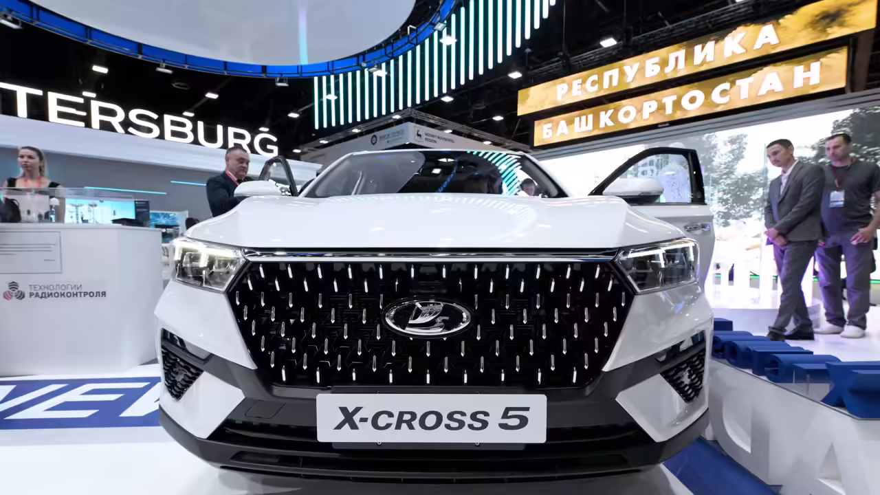 Кроссовер Lada X-Cross 5 из опытной партии продают в РФ: сколько стоит авто