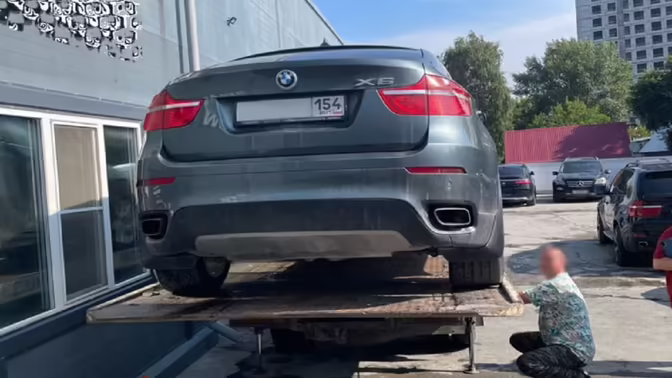 Угнал BMW «покататься»: новосибирец-рецидивист получил условный срок вместо колонии