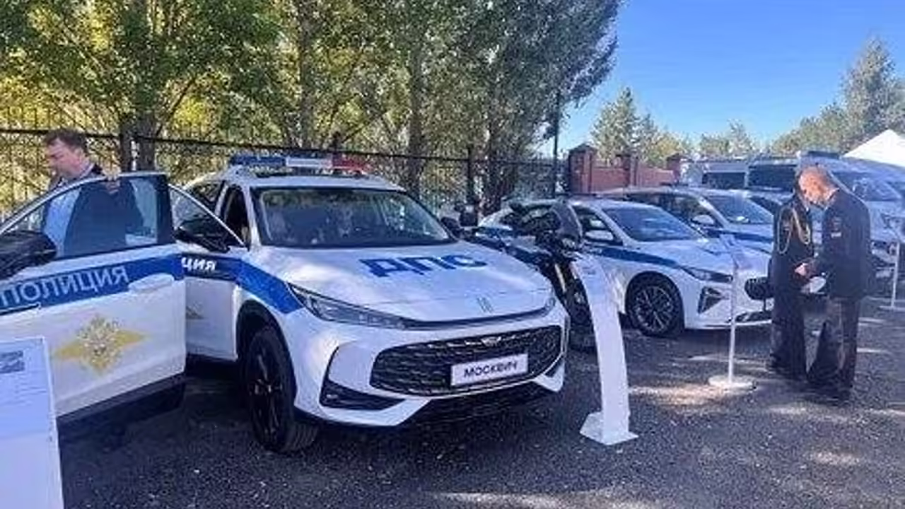 «Москвич» представил спецтранспорт для МВД
