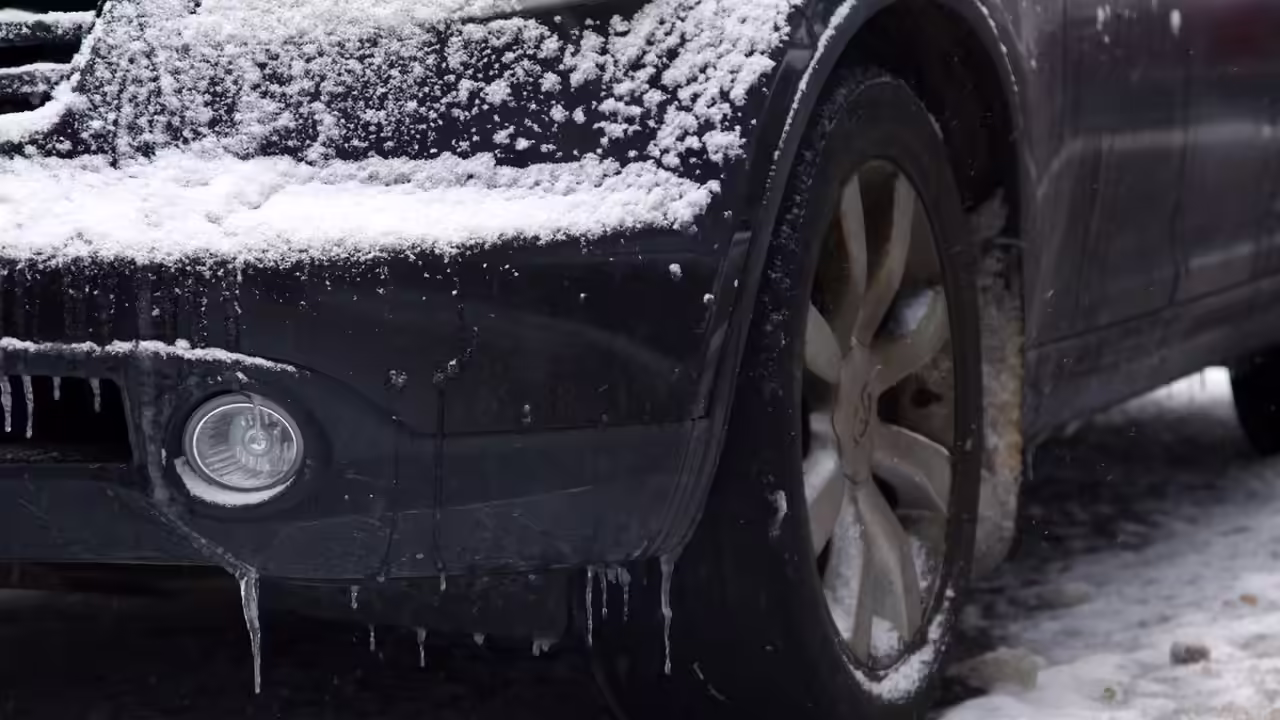 Эксперт объяснил, как подготовить автомобильный аккумулятор к холодам