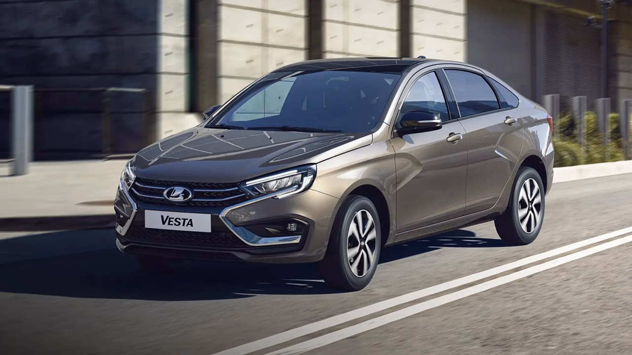 Lada Vesta станет мощнее, продажи обновленной версии начнутся до конца 2026 года