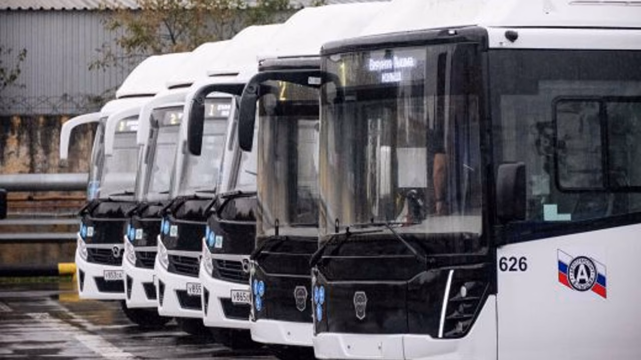Свердловская область получила пять автобусов по льготному лизингу