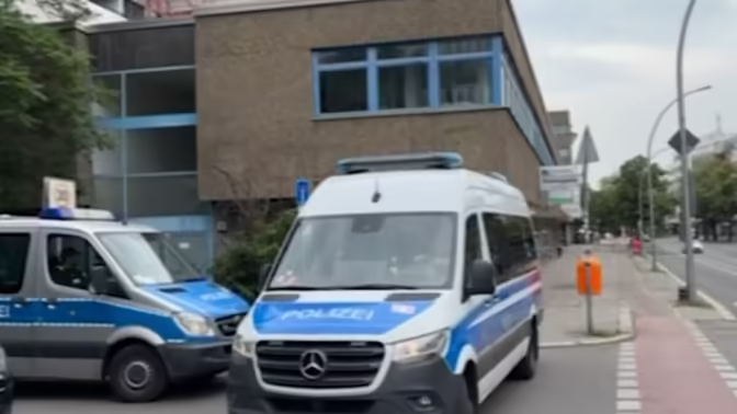 Немецкий спецназ застрелил подозреваемого в наезде на толпу в Берлине