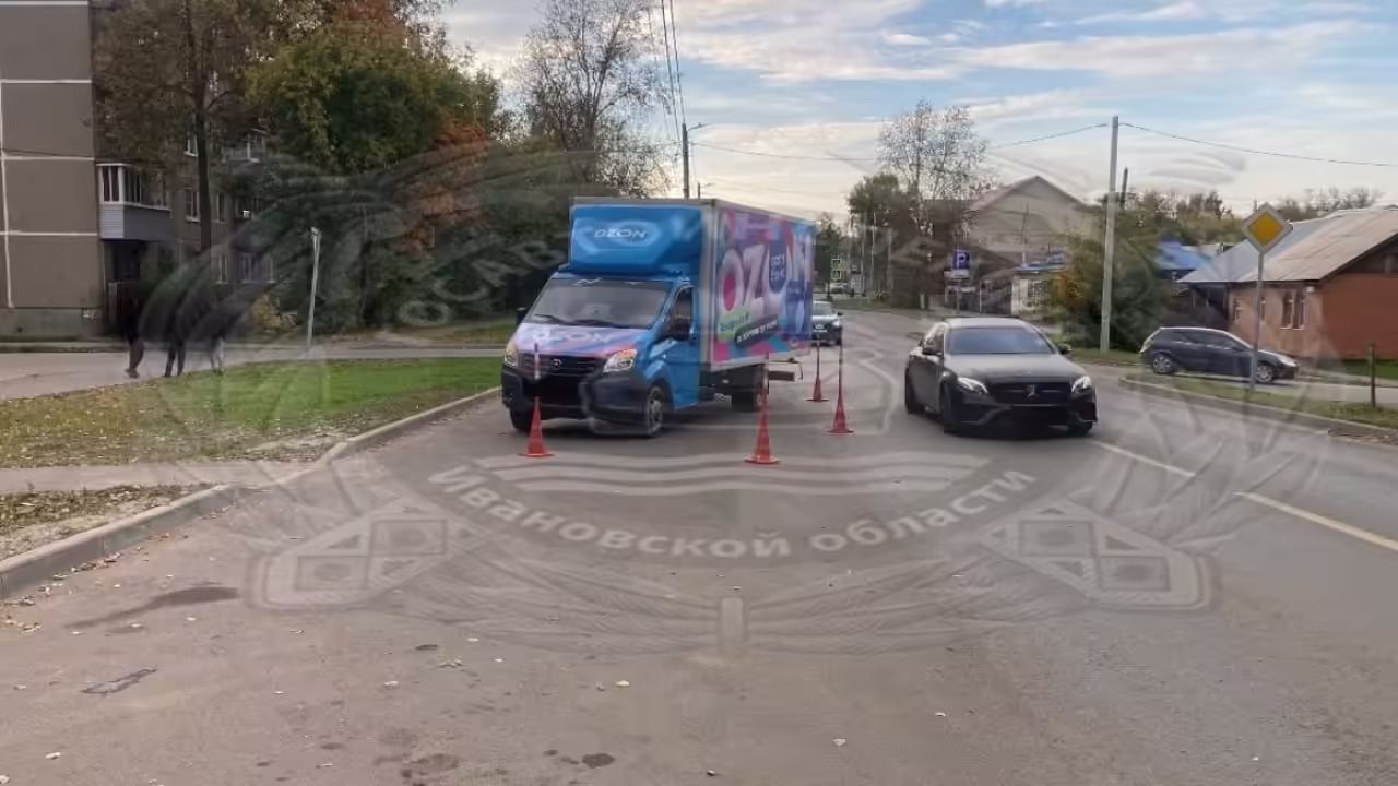 В Иванове водитель "Газели" сбил 72-летнего пенсионера на электровелосипеде