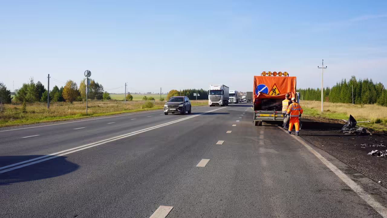 В Малопургинском районе восстановили подачу электричества после аварии с бензовозом