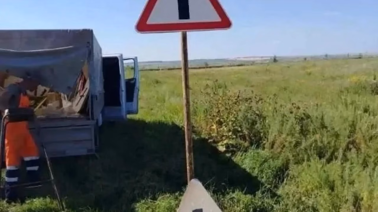 На трассе «Сорочинск‑Грачевке» восстановили дорожное полотно и разметку