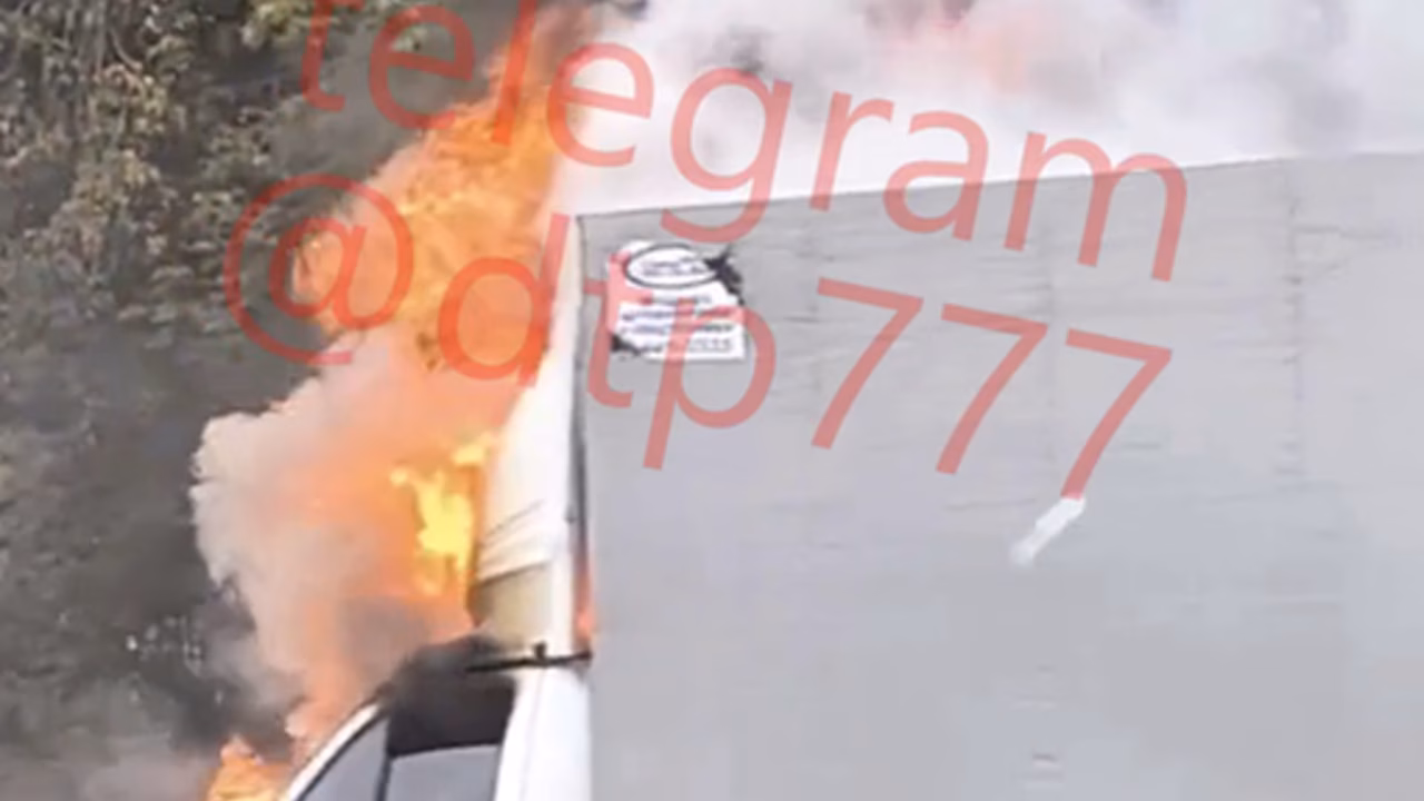 В Москве на видео попала горящая на Ярославском шоссе "Газель"