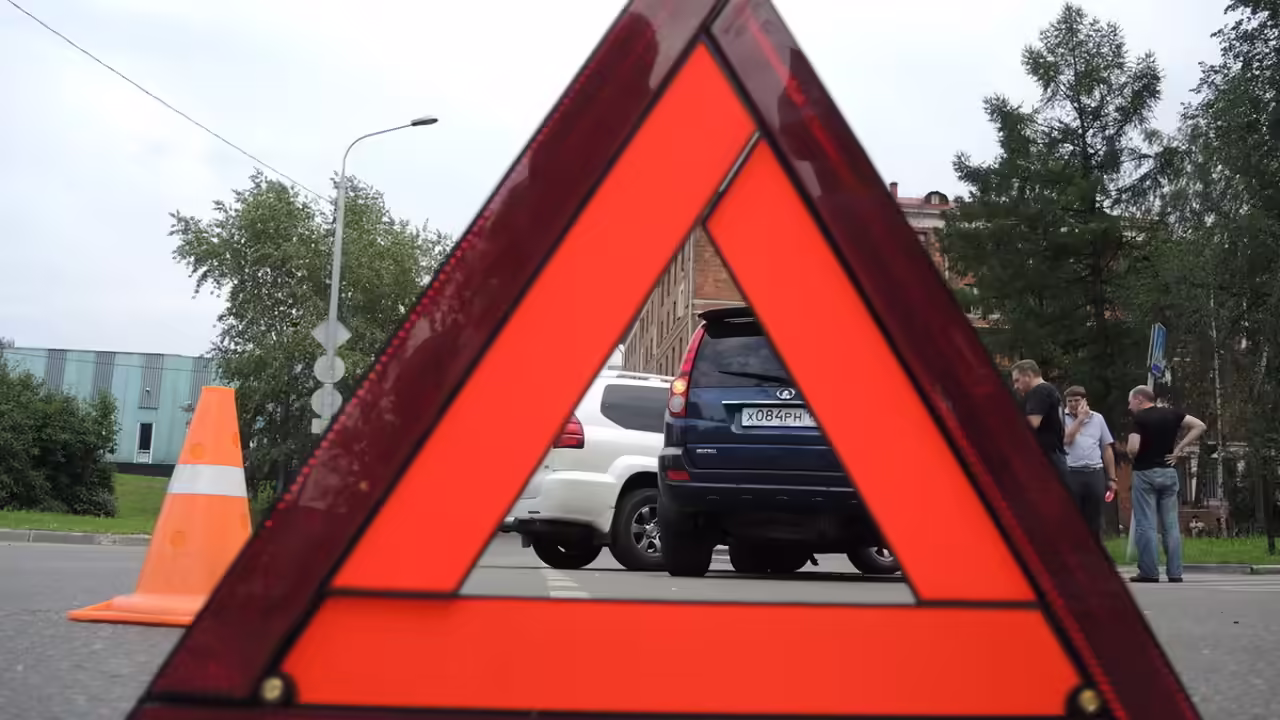 В Пушкинском районе Петербурга произошло ДТП с участием восьми автомобилей