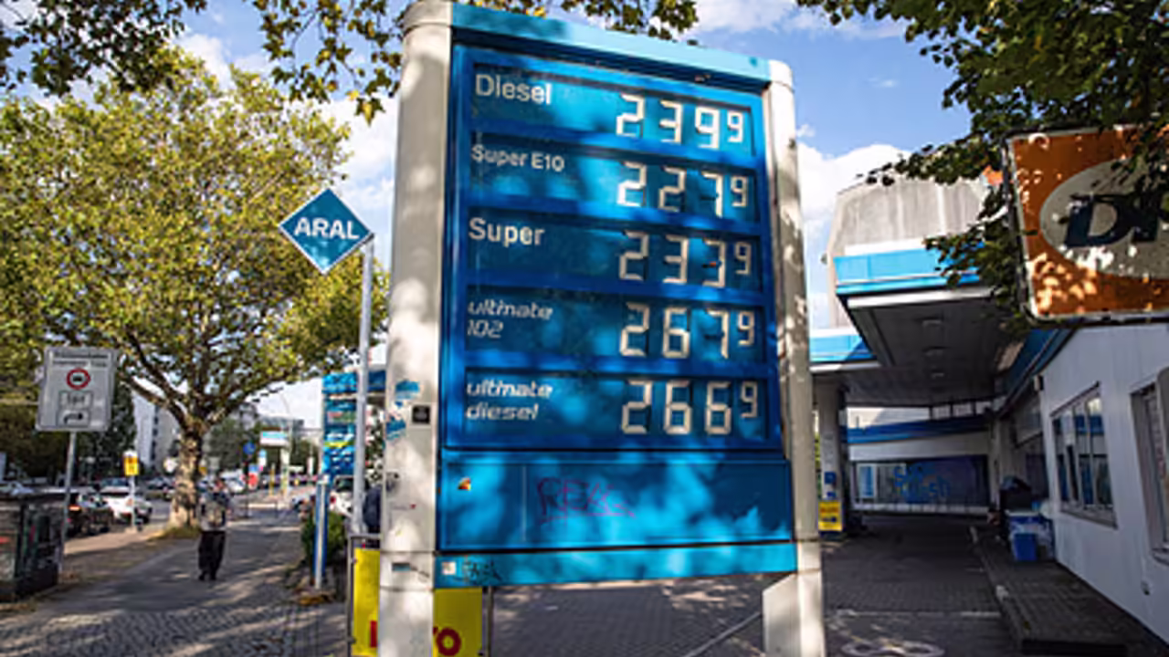 Цены на топливо в Европе зависят от снижения предложения нефтепродуктов из РФ