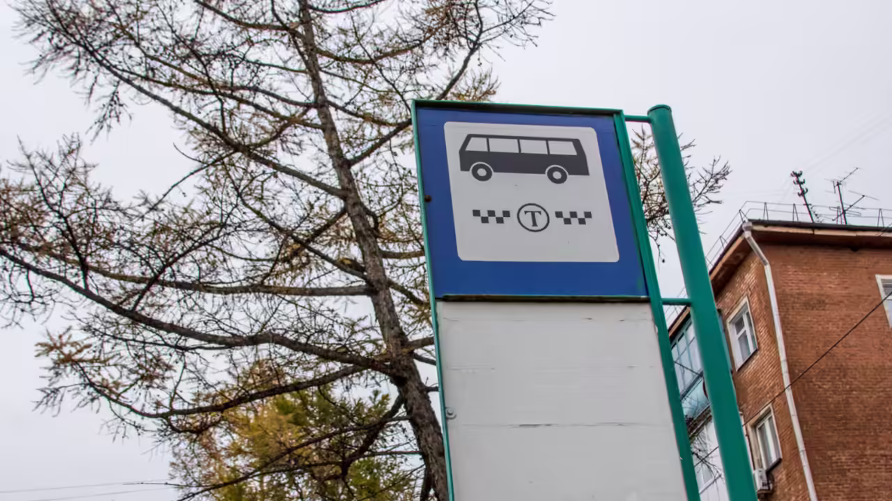 Автобусы в Кемерове поменяют маршрут из-за мотоциклистов: новые схемы проезда