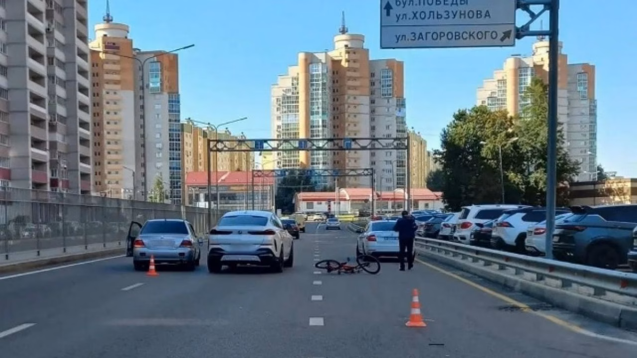 Пострадавший в ДТП на Олимпийском бульваре умер в больнице