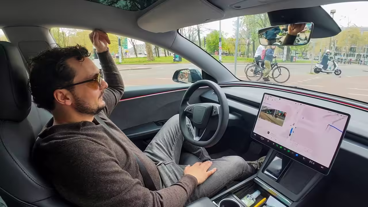 Бельгийская организация проверила Tesla с системой Full Self-Driving