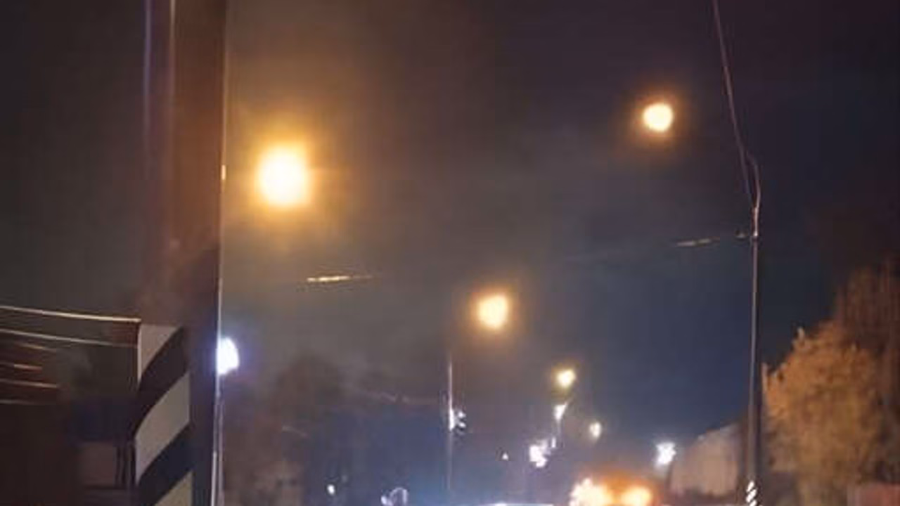 В Подмосковье машина влетела в столб, два человека погибли