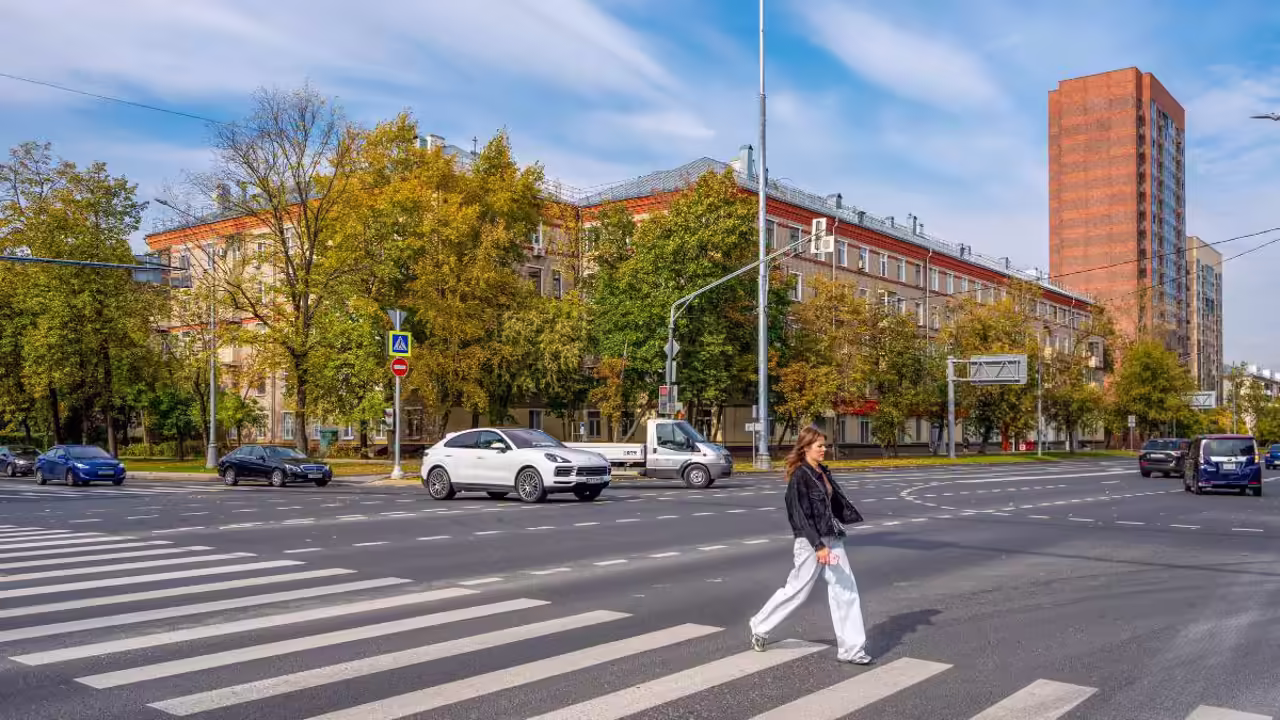 На юго-востоке Москвы обновили асфальт на Люблинской улице