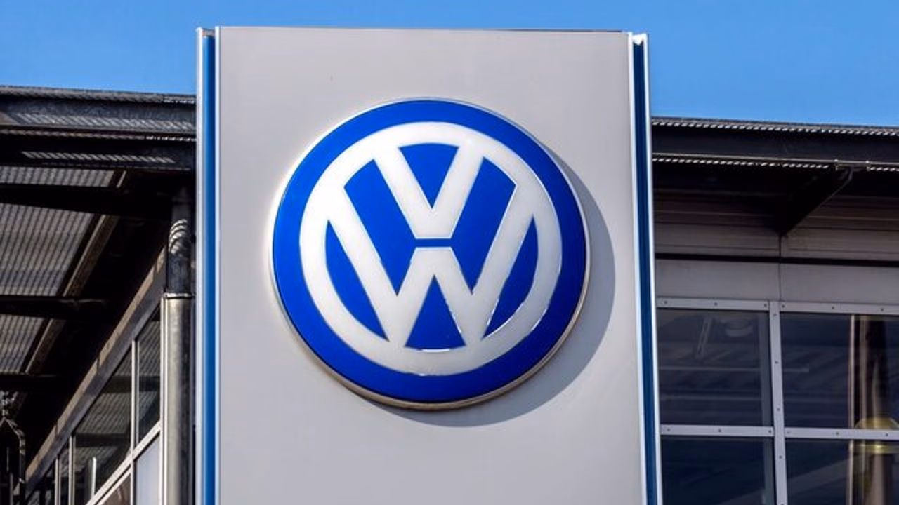 Volkswagen и Audi отзывают более 2 млн автомобилей из-за дефекта руля