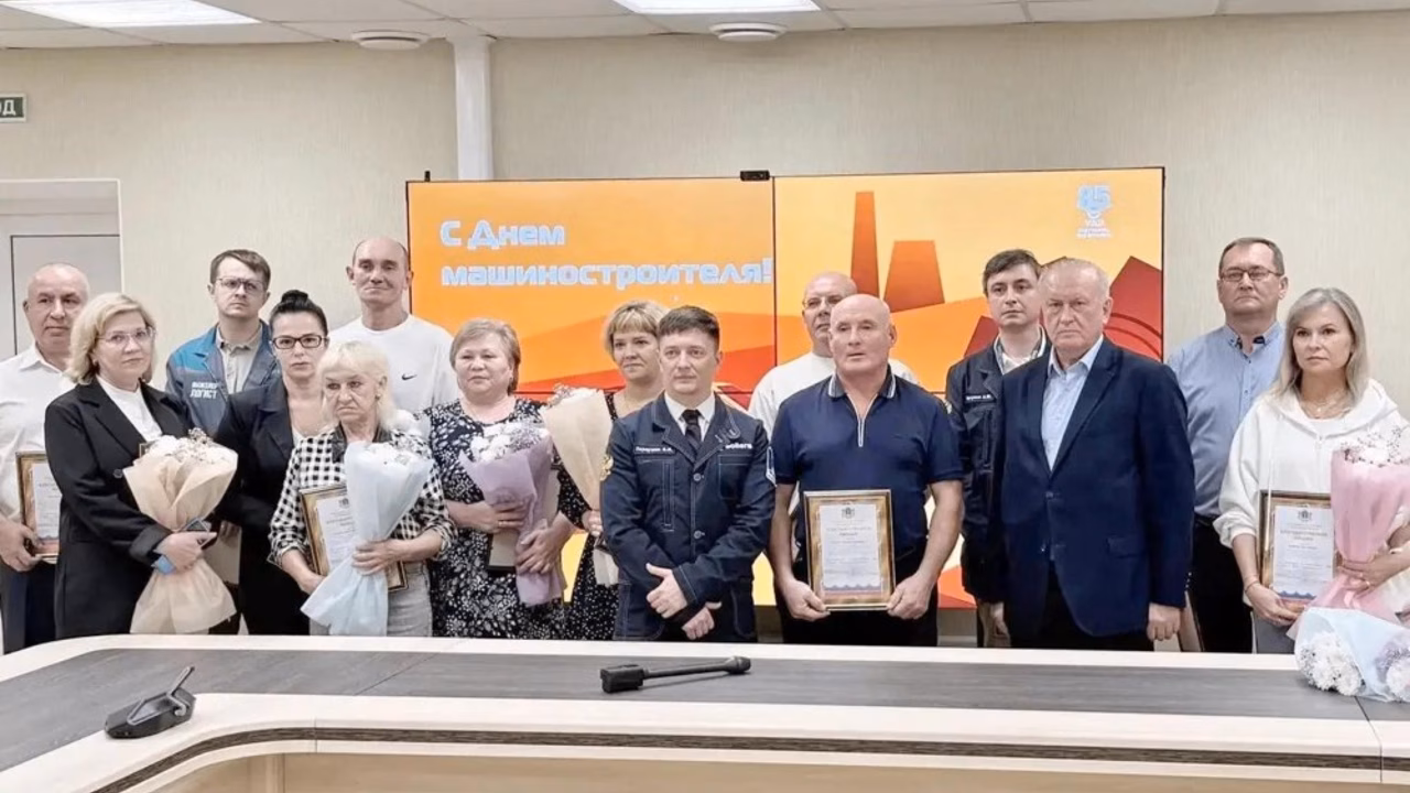 Валерий Малышев поздравил коллектив автозавода в Ульяновске с Днем машиностроителя
