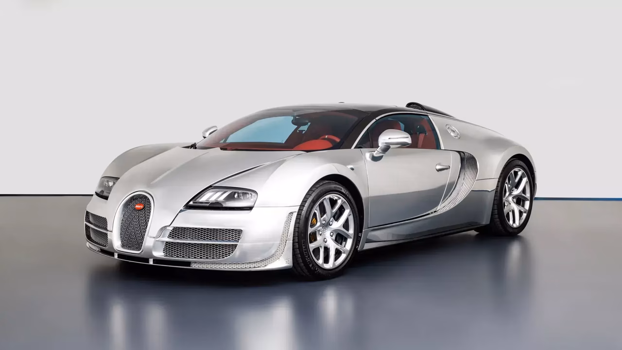 Фернандо Алонсо стал владельцем самого дорогого Bugatti Veyron в истории