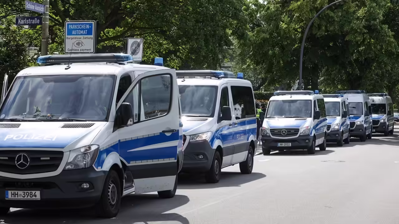 Посольство: Граждан РФ нет среди пострадавших при теракте в Берлине