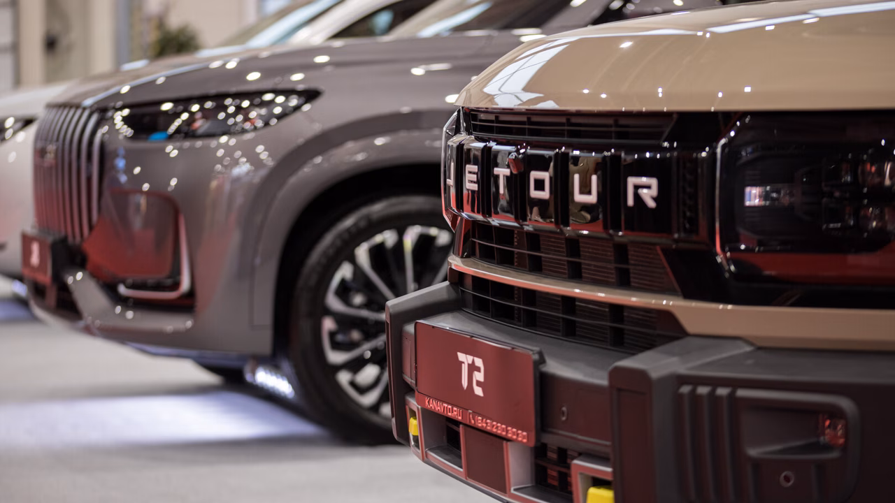В России продано 100 тысяч автомобилей Jetour