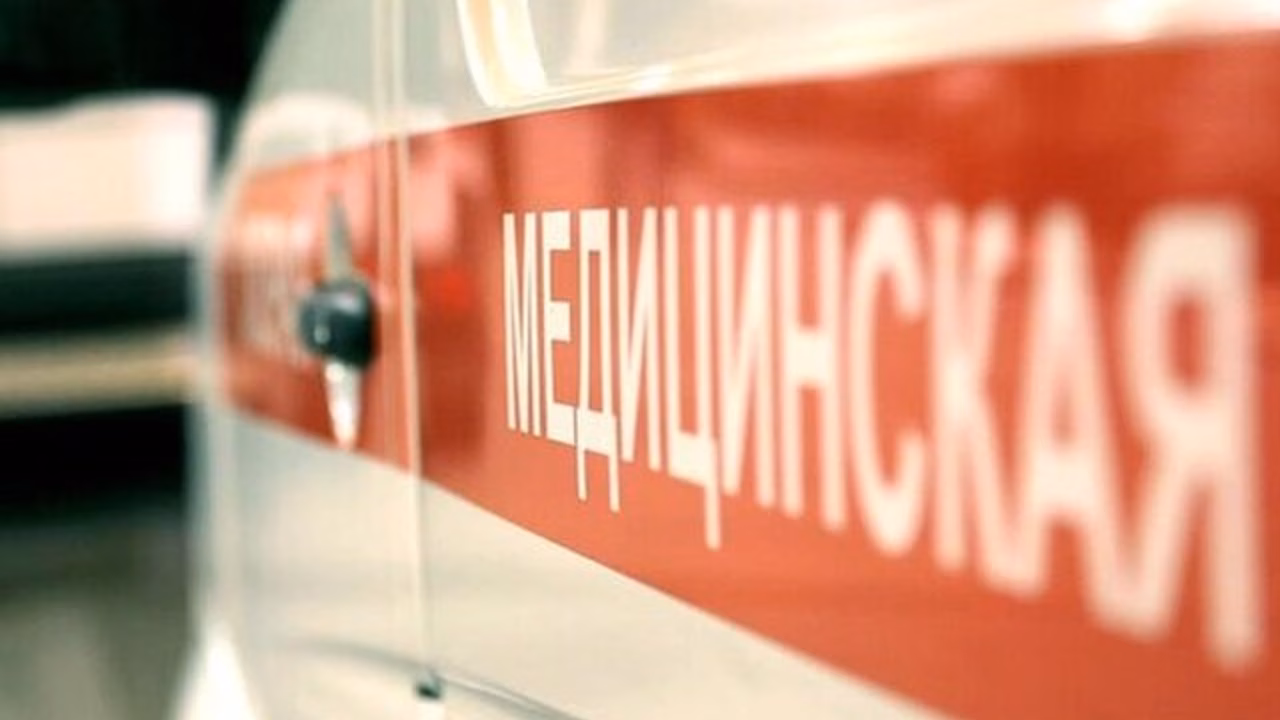 Девочка из ХМАО погибла под колесами автомобиля в Дагестане