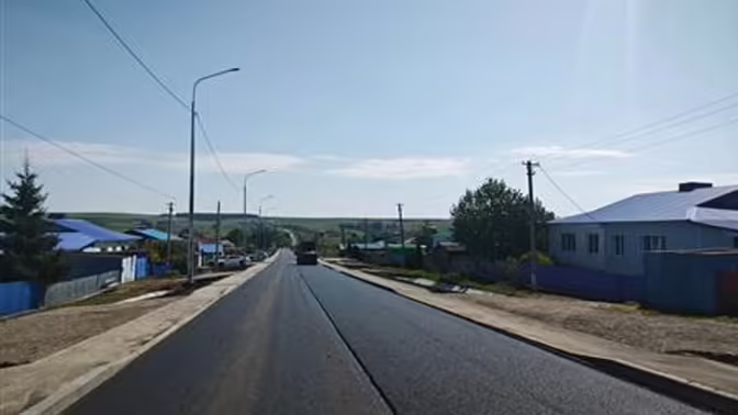 В селе Захаркино построили тротуары и опоры освещения