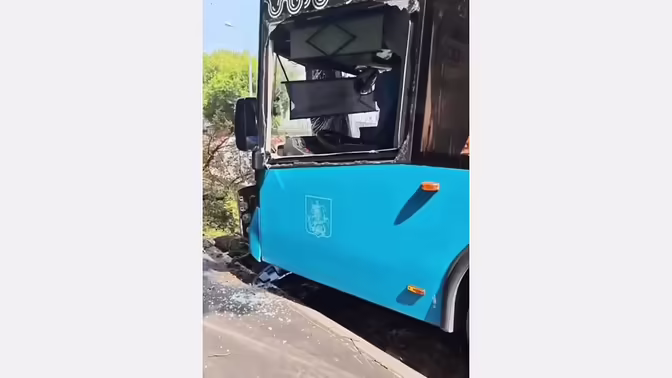 17 человек пострадали в ДТП с автобусом в Москве