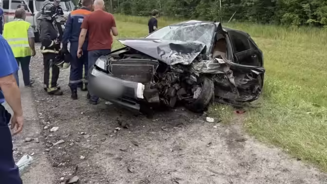 Спасатели ликвидируют последствия аварии на трассе Брянск-Орёл