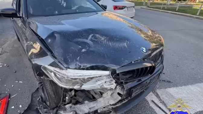 В Самаре после столкновения с BMW госпитализировали водителя Toyota Camry