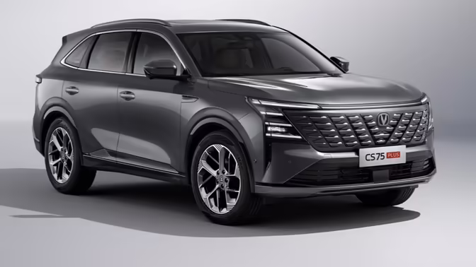 Мужчина угнал Changan CS75 Plus, пока хозяин спал на пассажирском кресле