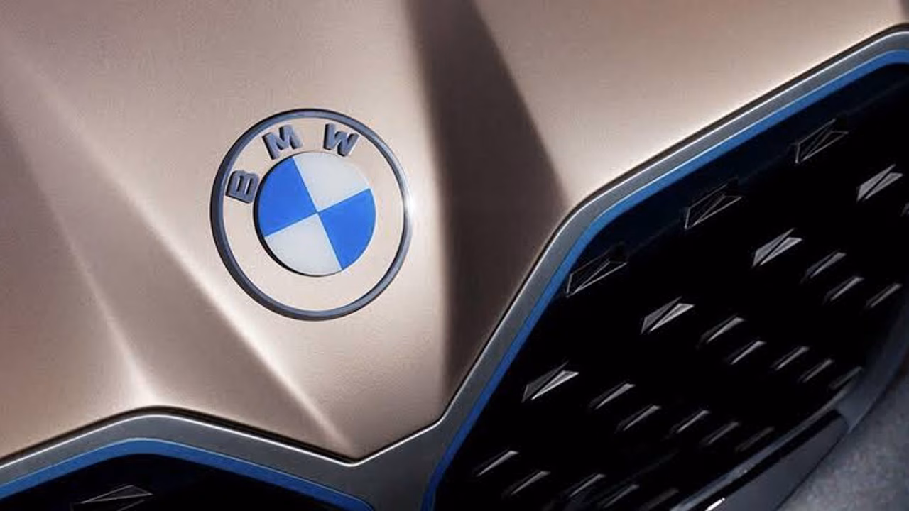 BMW планирует уволить 8 тысяч сотрудников по всему миру